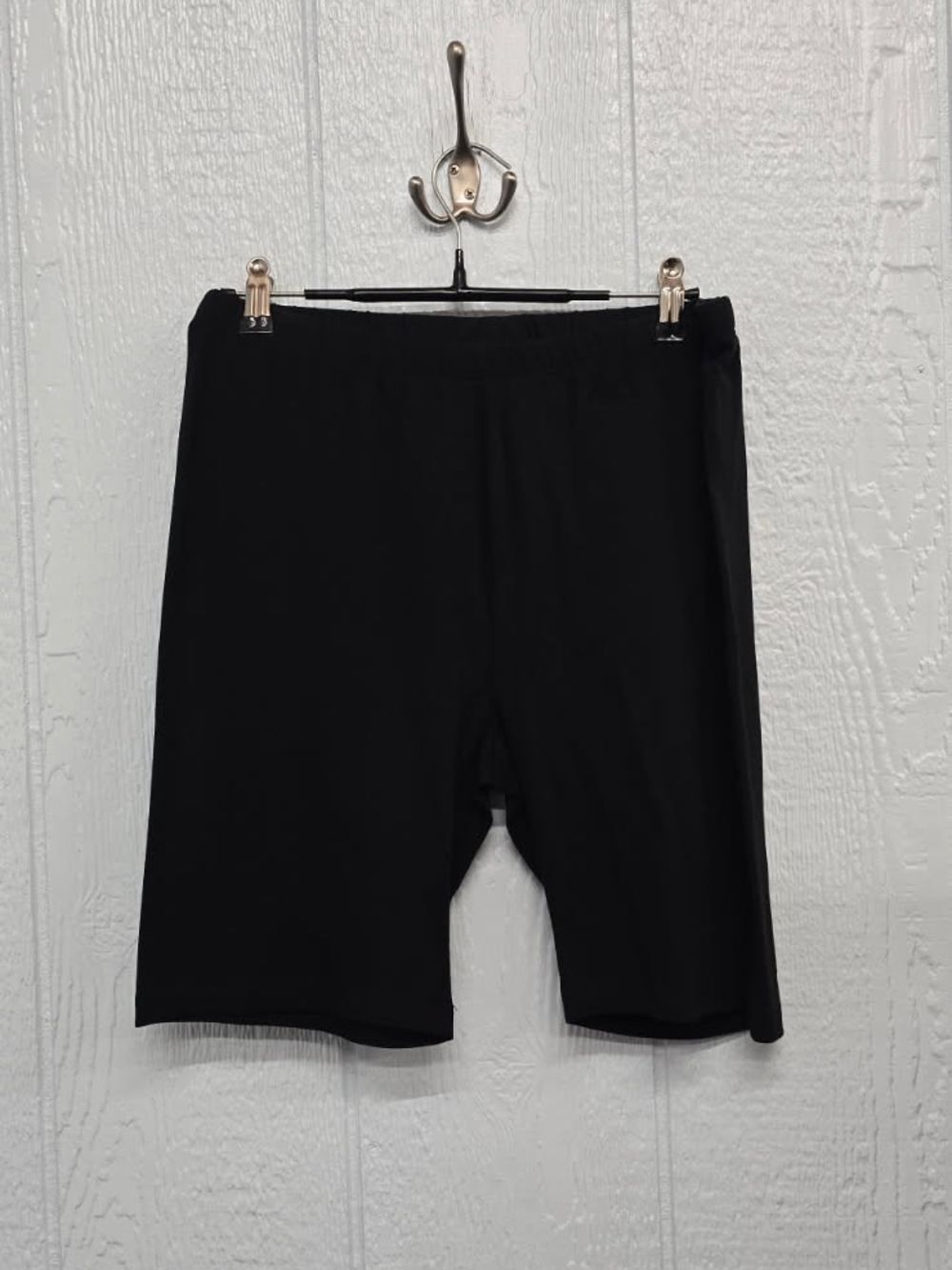 New 1X Zenana Outfitters Black Performance Athletic Shorts